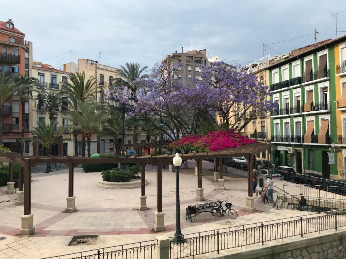 La Casa De Los Espejos Alicante Eksteriør billede